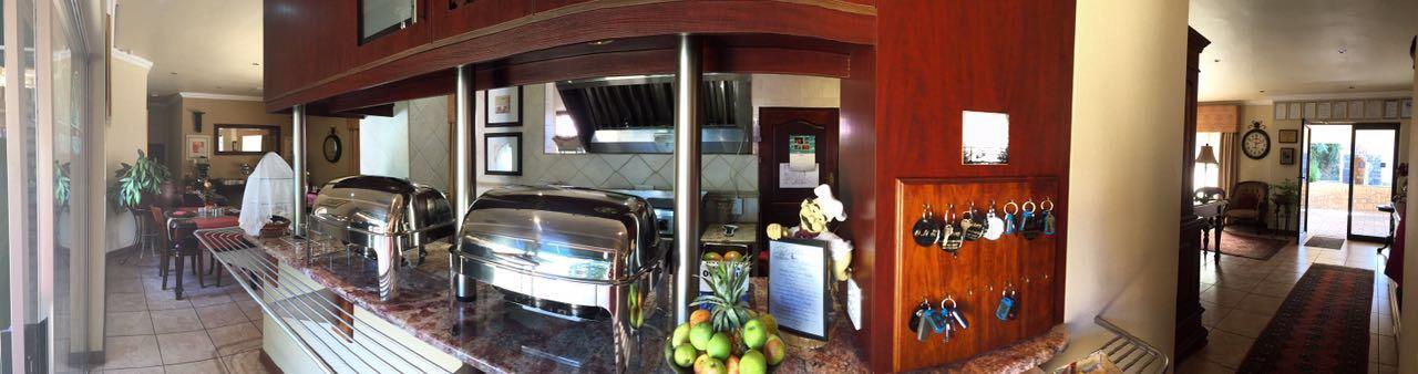 Le Cozmo Guesthouse Йоханнесбург Экстерьер фото